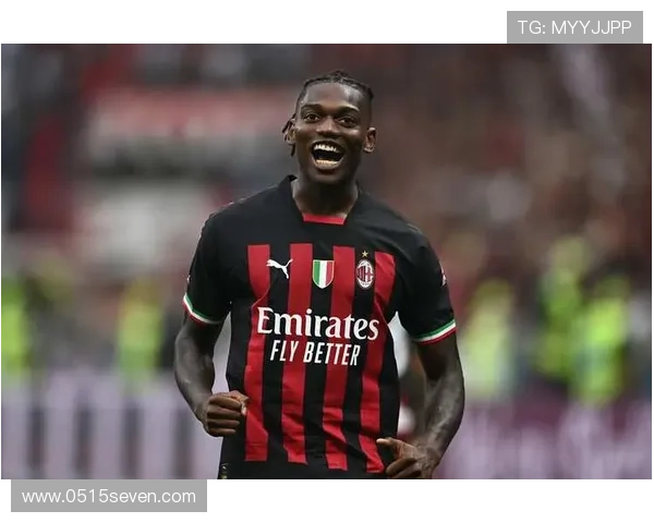 拉斐尔莱奥:足球场上的璀璨明星与未来之星的崛起之路