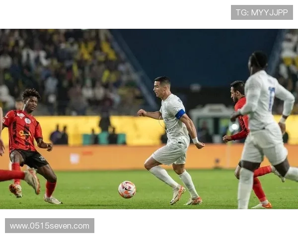 体力超群的足球明星们如何在赛场上展现无与伦比的竞技状态与持久力